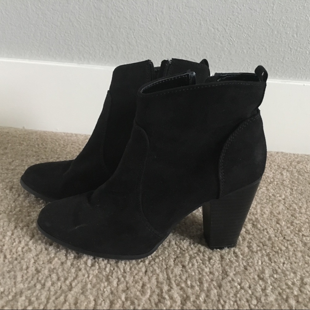 Ankle booties
